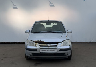 Подержанный автомобиль Hyundai Getz 2003 года (2 фото)
