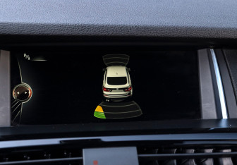 Подержанный автомобиль BMW X4 2015 года (15 фото)