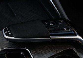 Подержанный автомобиль Changan UNI-T 2024 года (15 фото)