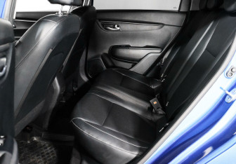 Подержанный автомобиль Kia Rio Sedan 2017 года (14 фото)