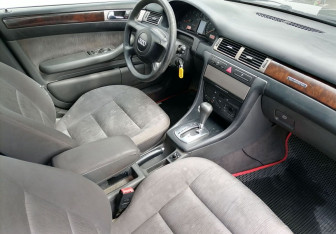 Подержанный автомобиль Audi A6 Sedan 1999 года (9 фото)