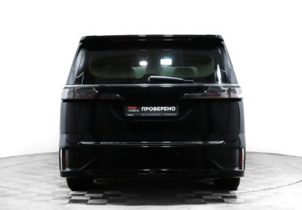 Подержанный автомобиль Voyah Dream 2023 года (6 фото)