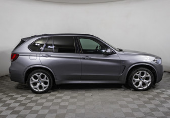 Подержанный автомобиль BMW X5 2016 года (4 фото)