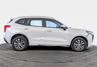 Подержанный автомобиль Haval Jolion 2022 года (4 фото)