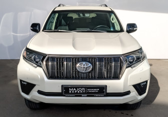 Подержанный автомобиль Toyota Land Cruiser Prado 2020 года (2 фото)