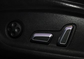 Подержанный автомобиль Audi A6 Sedan 2015 года (13 фото)