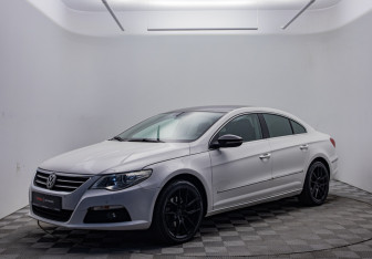 Подержанный автомобиль Volkswagen Passat CC 2011 года (1 фото)