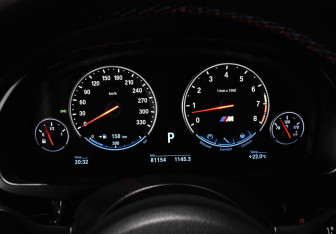 Подержанный автомобиль BMW X5 M 2016 года (7 фото)