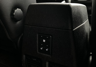 Подержанный автомобиль УАЗ Patriot 2021 года (22 фото)