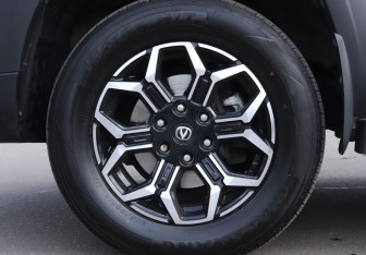 Подержанный автомобиль Changan Hunter Plus 2023 года (24 фото)