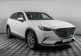 Подержанный автомобиль Mazda CX-9 2017 года (3 фото)