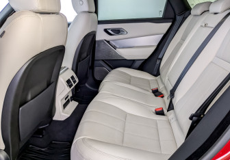 Подержанный автомобиль Land Rover Range Rover Velar 2018 года (12 фото)