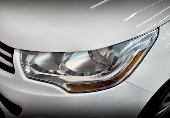 Подержанный автомобиль Citroen C4 Hatchback 2014 года (18 фото)