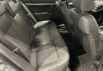 Подержанный автомобиль Opel Vectra Sedan 2007 года (11 фото)