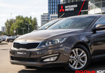 Подержанный автомобиль Kia Optima Sedan 2012 года (13 фото)