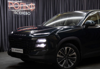Подержанный автомобиль Jetour Dashing 2023 года (23 фото)