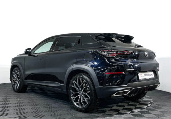 Подержанный автомобиль Changan UNI-T 2023 года (7 фото)