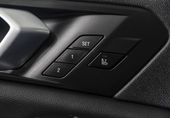 Подержанный автомобиль BMW X5 2019 года (25 фото)