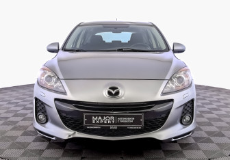 Подержанный автомобиль Mazda 3 Hatchback 2012 года (2 фото)