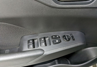 Подержанный автомобиль Hyundai Solaris Sedan 2019 года (12 фото)