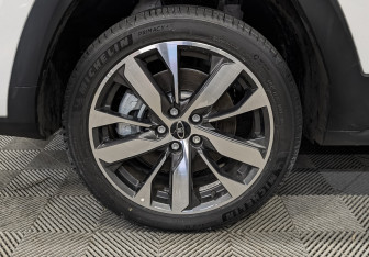 Новый Москвич 3е 2024 (18 фото)