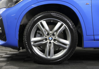 Подержанный автомобиль BMW X1 2020 года (22 фото)