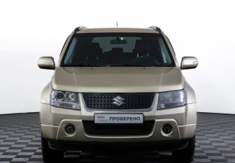 Подержанный автомобиль Suzuki Grand Vitara 2010 года (2 фото)