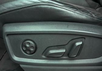 Подержанный автомобиль Audi Q5 2018 года (28 фото)