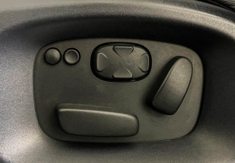 Подержанный автомобиль Land Rover Range Rover Sport 2014 года (16 фото)