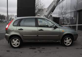 Подержанный автомобиль LADA (ВАЗ) Kalina Hatchback 2011 года (4 фото)