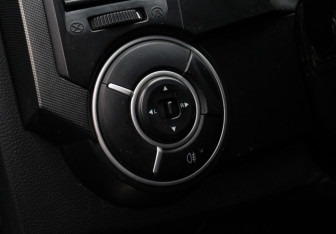 Подержанный автомобиль SsangYong Kyron 2010 года (15 фото)