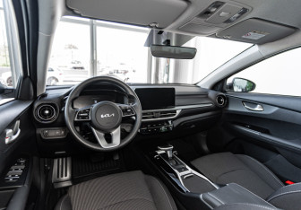 Новый Kia K3 Sedan 2024 (12 фото)