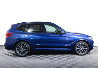 Подержанный автомобиль BMW X3 2018 года (4 фото)