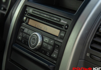 Подержанный автомобиль Nissan X-Trail 2008 года (13 фото)