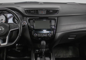 Подержанный автомобиль Nissan Qashqai 2020 года (14 фото)