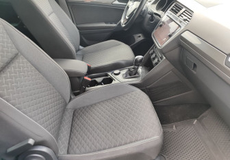 Подержанный автомобиль Volkswagen Tiguan 2018 года (9 фото)