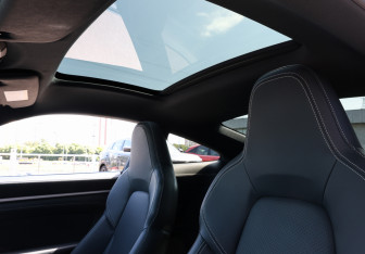 Подержанный автомобиль Porsche 911 Coupe 2021 года (21 фото)