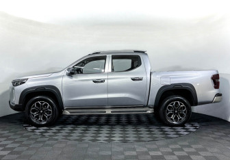 Подержанный автомобиль Changan Hunter Plus 2023 года (8 фото)