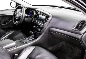 Подержанный автомобиль Kia Optima Sedan 2015 года (9 фото)