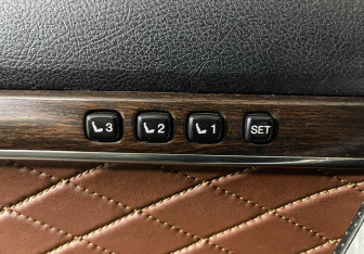 Подержанный автомобиль Toyota Land Cruiser Suv 2017 года (17 фото)