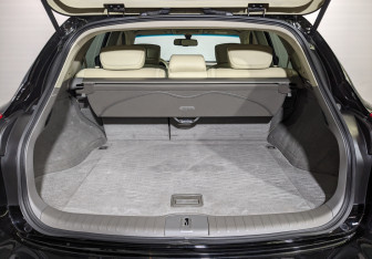 Подержанный автомобиль Infiniti QX50 2015 года (10 фото)