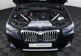 Подержанный автомобиль BMW X3 2022 года (9 фото)