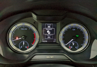 Подержанный автомобиль Skoda Octavia Liftback 2019 года (25 фото)