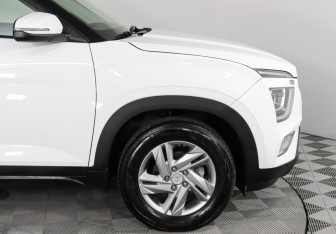 Подержанный автомобиль Hyundai Creta 2022 года (14 фото)