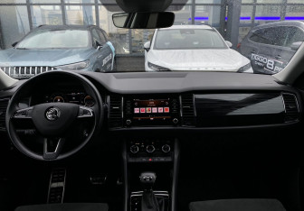 Подержанный автомобиль Skoda Kodiaq 2019 года (12 фото)