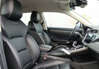 Подержанный автомобиль Geely Atlas Pro 2023 года (26 фото)
