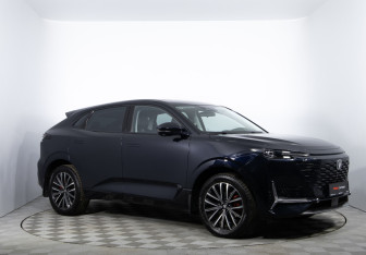 Подержанный автомобиль Changan UNI-K 2024 года (3 фото)