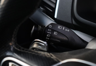 Подержанный автомобиль Volvo XC90 2016 года (25 фото)