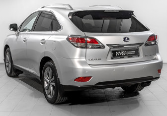 Подержанный автомобиль Lexus RX 2013 года (7 фото)