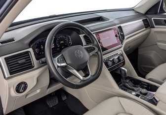 Подержанный автомобиль Volkswagen Teramont 2021 года (15 фото)